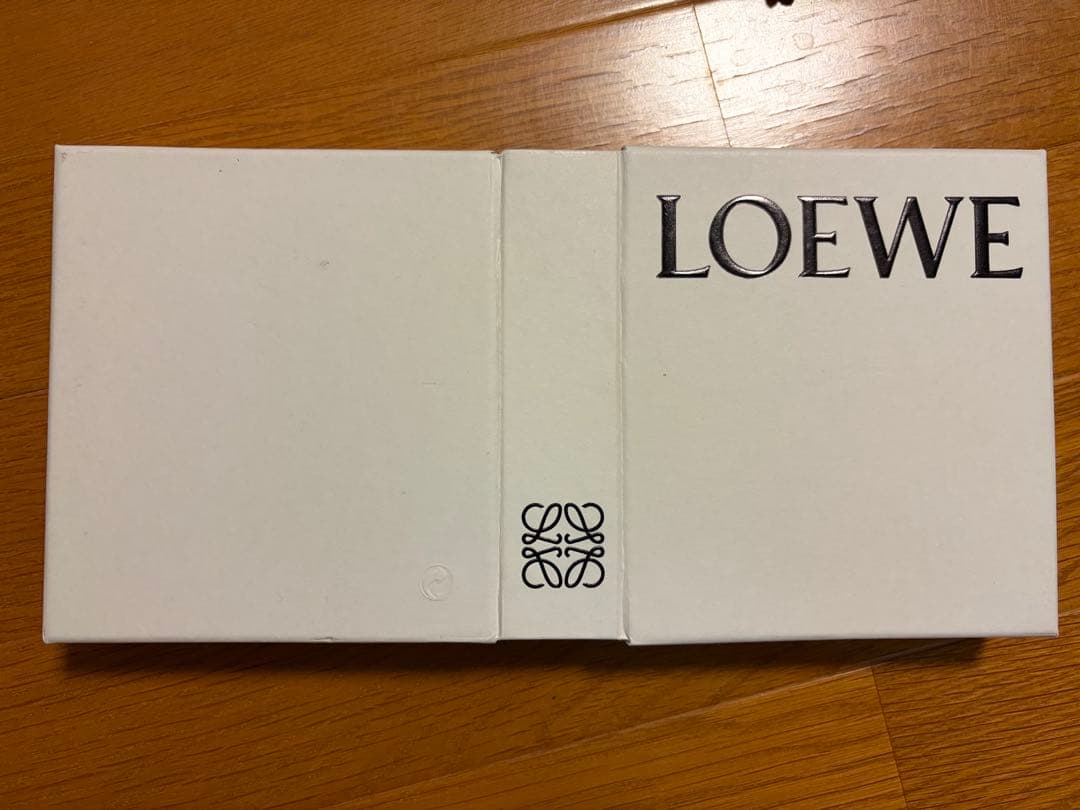 ロエベ　LOEWE◆リピート バーティカル ウォレット スモール　三つ折り財布