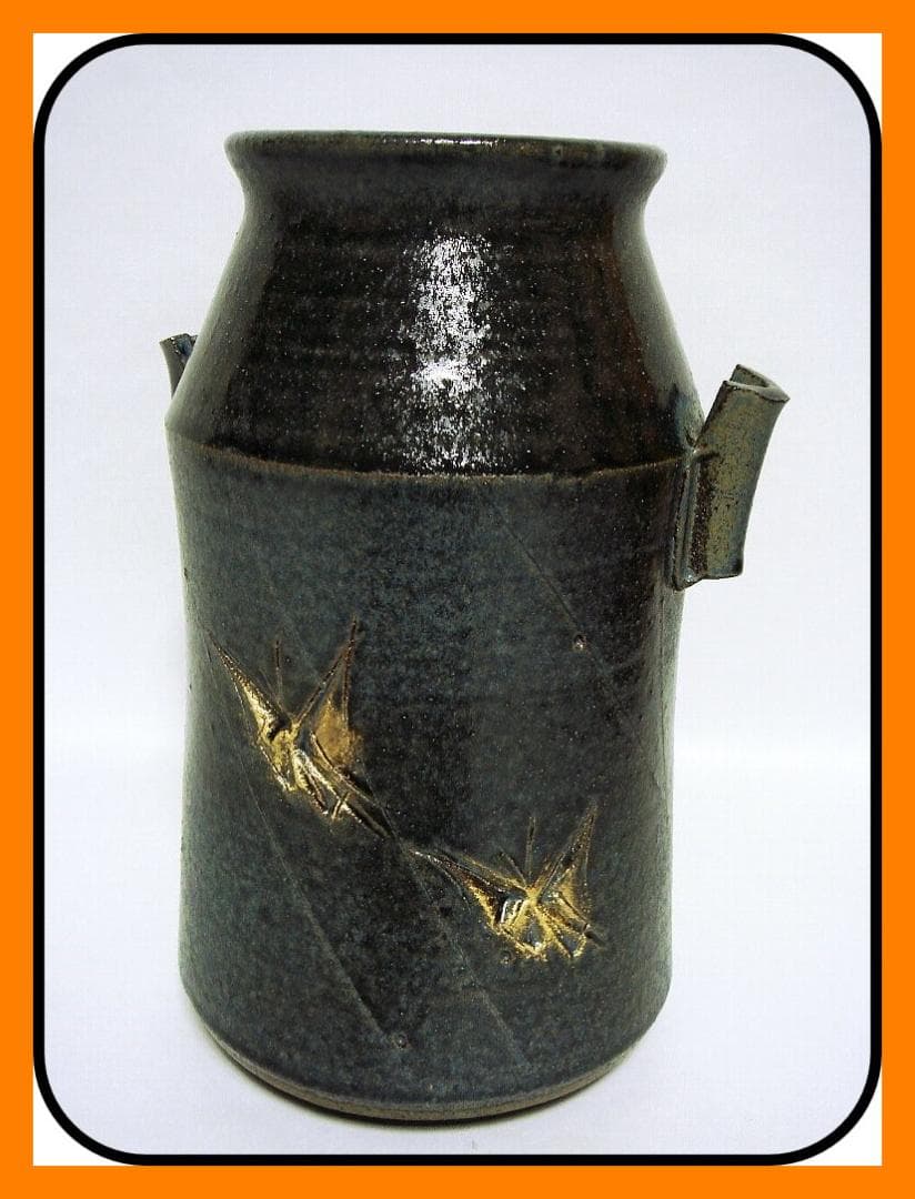 425『蝶 花入 花瓶 共箱』　/骨董品 古美術 古玩 アンティーク