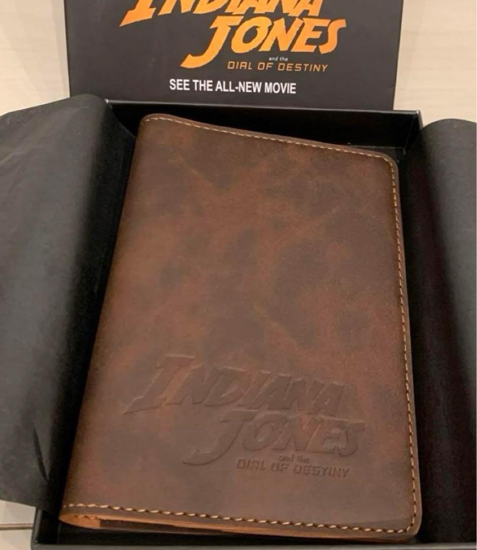 インディジョーンズ　パスポートホルダー