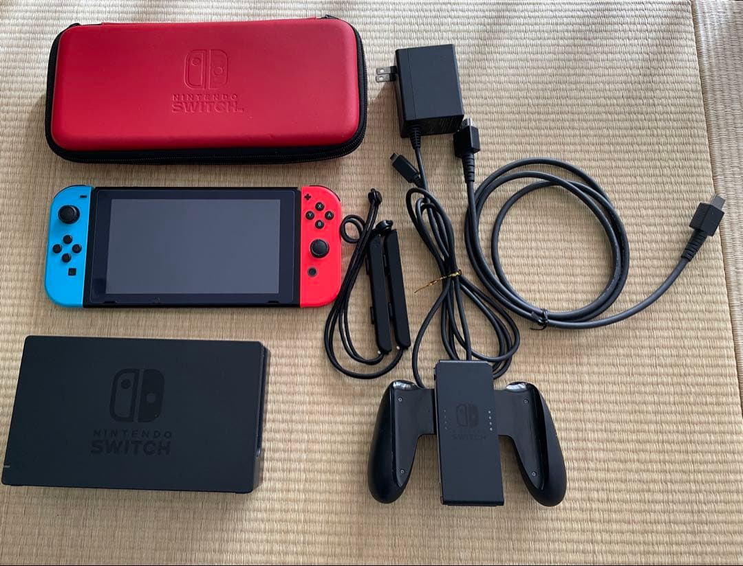 Nintendo Switch 本体 赤/青 Joy-Con 付属品
