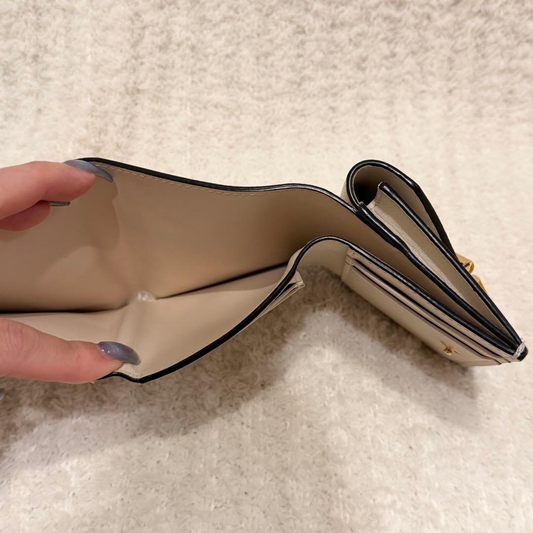 FENDI 三つ折り財布　ダイヤモンド　小銭入れ　フェンディ