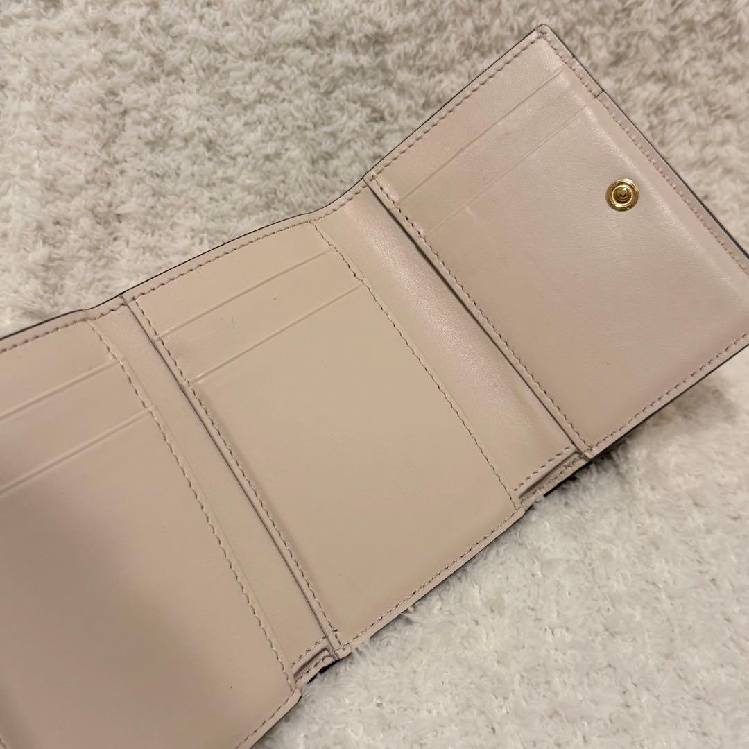 FENDI 三つ折り財布　ダイヤモンド　小銭入れ　フェンディ