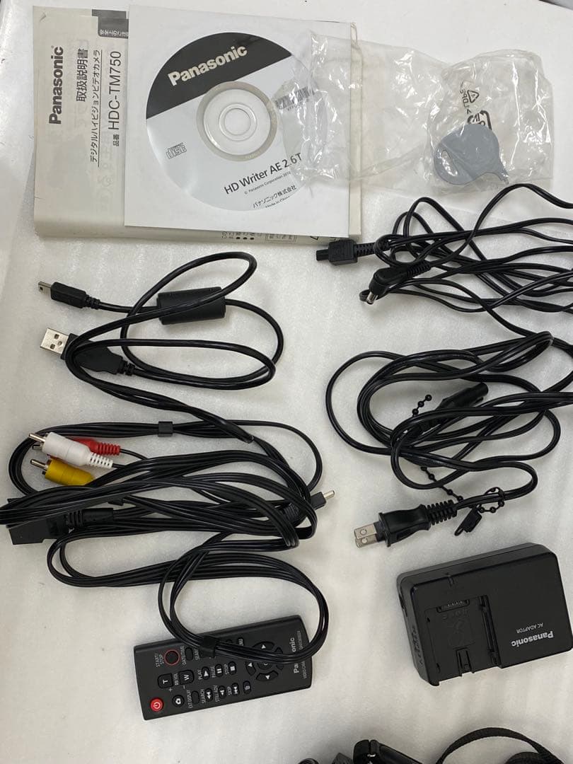 3-2756 Panasonic HDC-TM750 ビデオカメラ