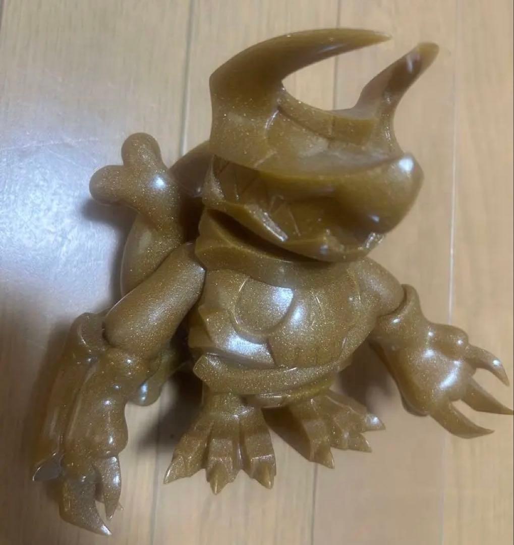 TOUMA One-up スカットル クロスボーン オールシャンパンゴールド