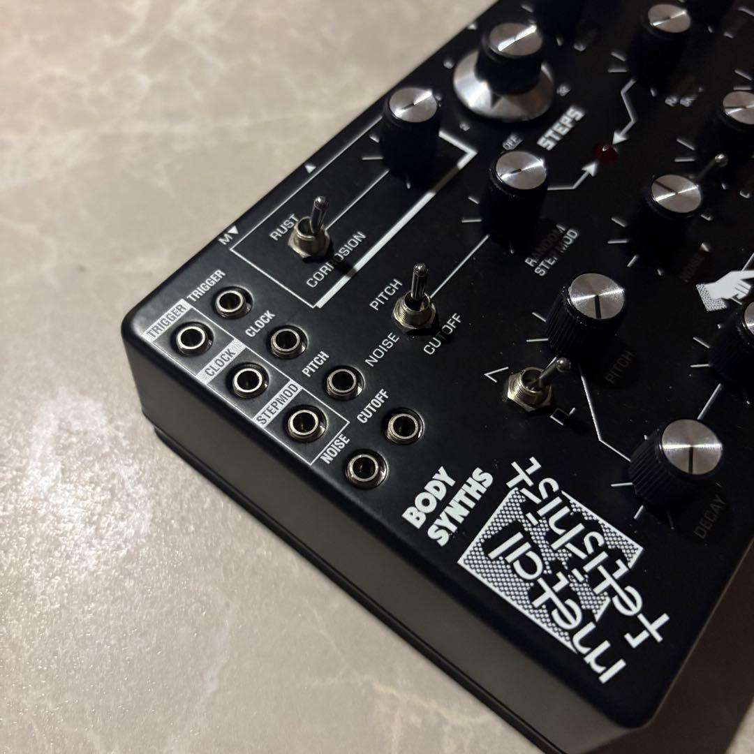 body synths l Fetishist ドラムシンセサイザー