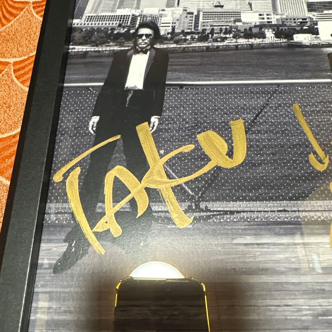 新品未使用　横浜銀蝿　直筆サイン入り　2021年　カレンダー　額付