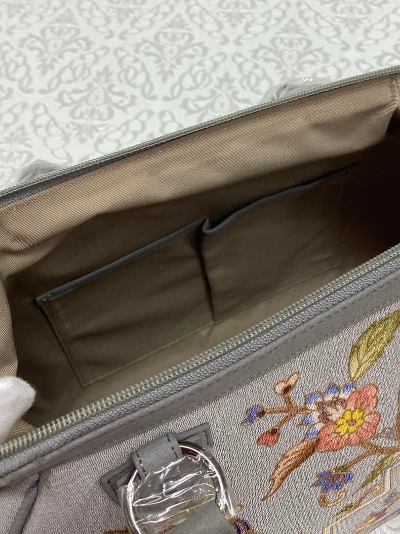 岡重謹製 未使用品 OKAJIMA バッグ 京友禅 金彩 象 唐花 正絹