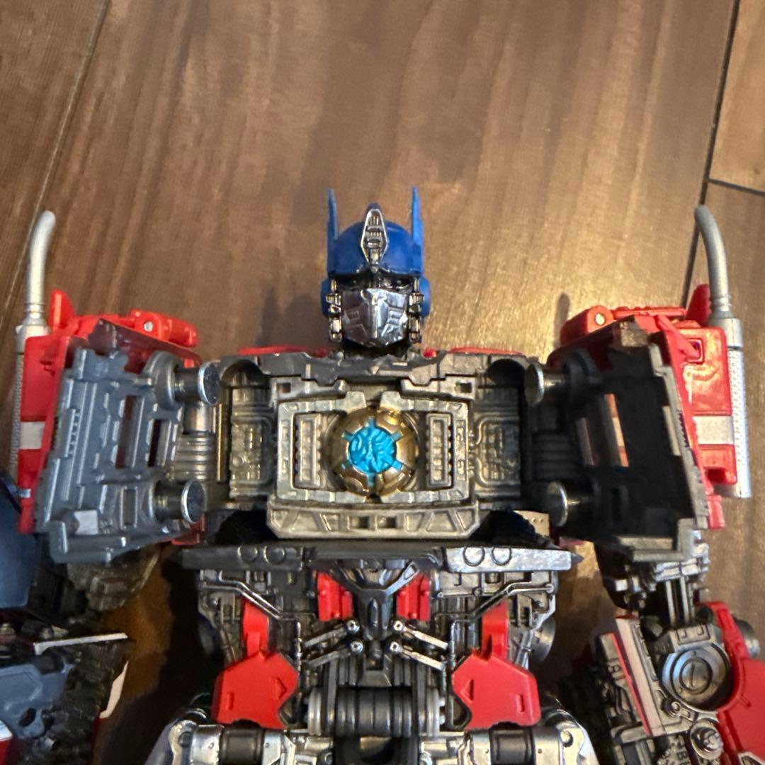 トランスフォーマー MPM-12 オプティマスプライム