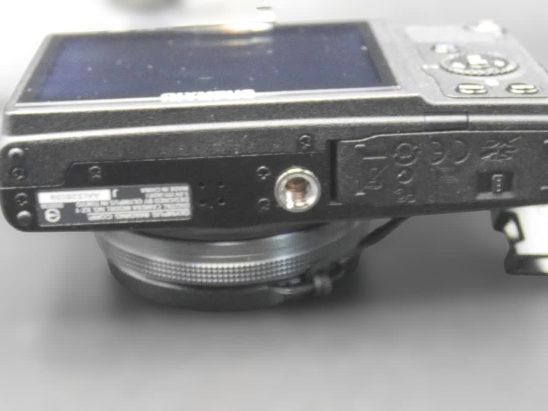 中古美品　OLYMPUS XZ-1 コンパクトデジカメ