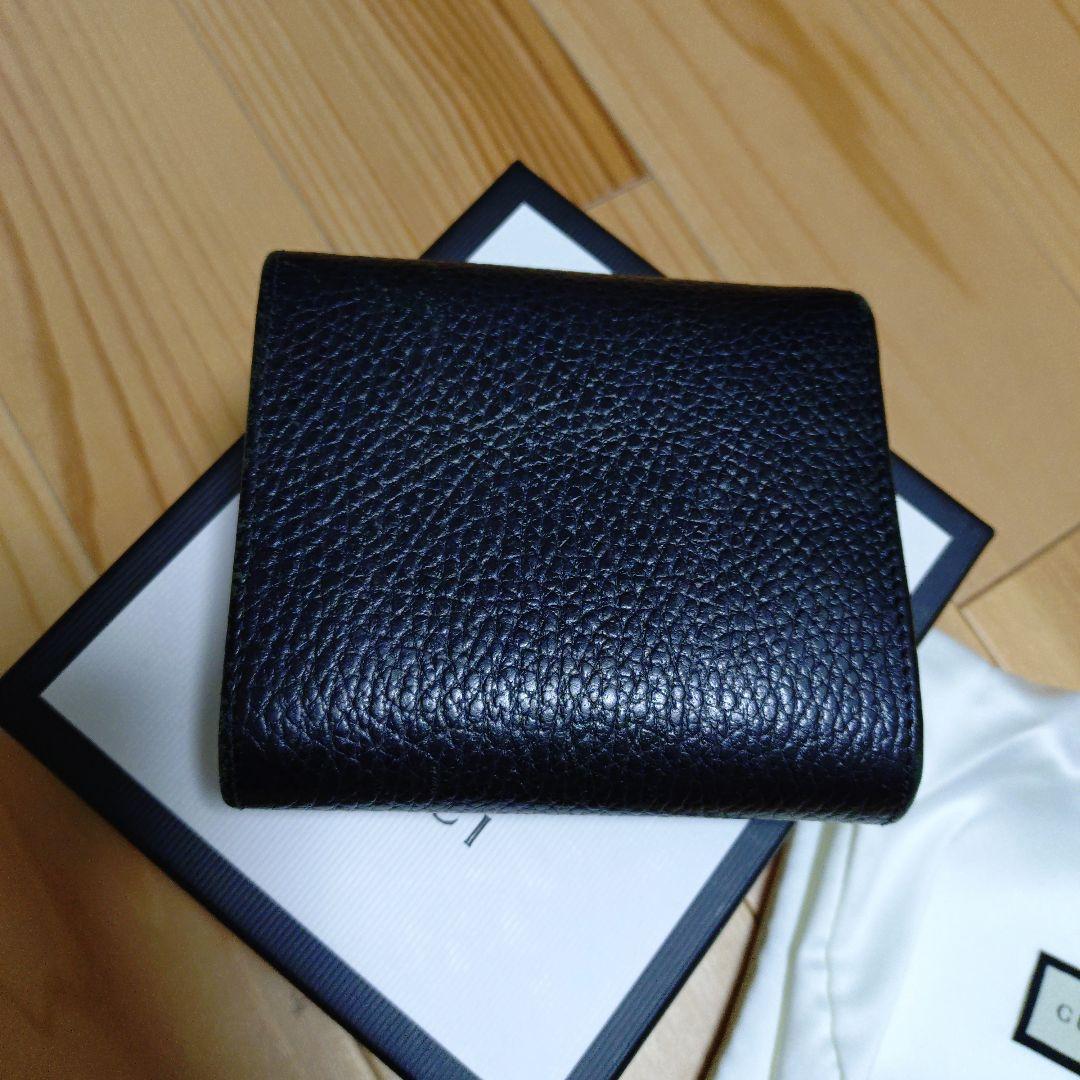 GUCCI ブラック 二つ折り財布 GG