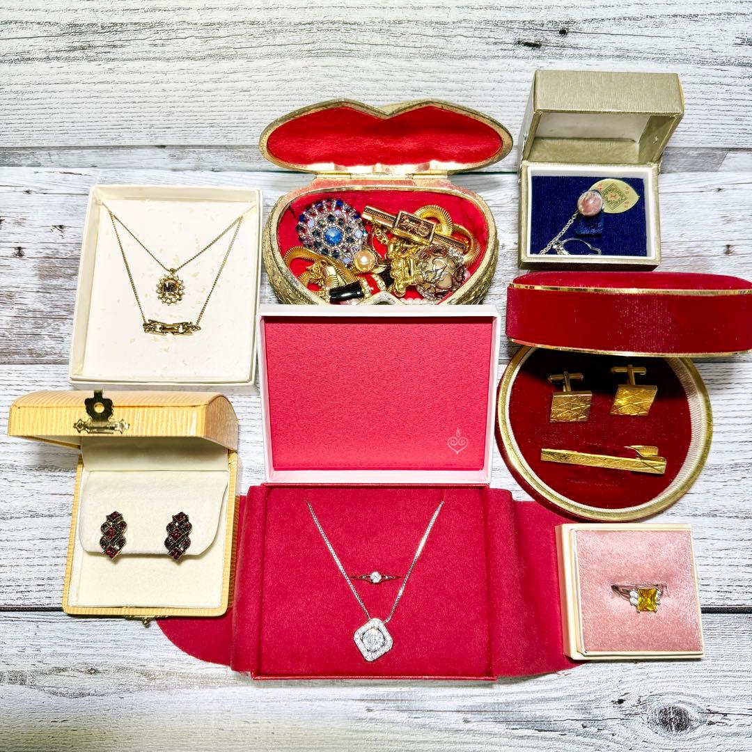 霹*！様 アクセサリー　まとめ売り　セット　指輪　ネックレス　ブローチ　生前整理