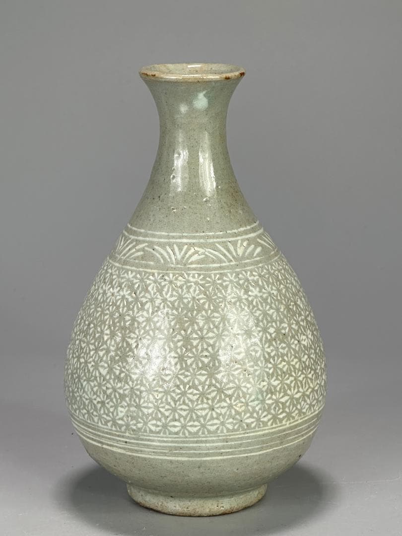 韓国美術　李朝時代　李朝　白象嵌花卉文　粉引　徳利　時代　古物　朝鮮古陶磁