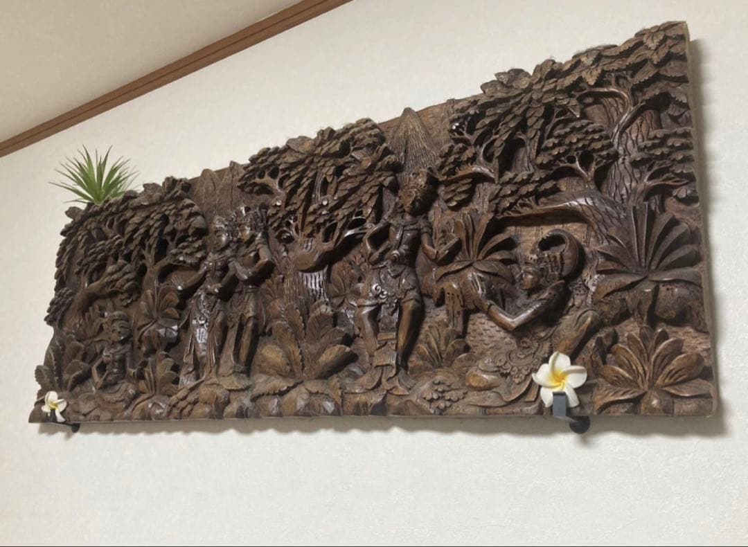 大量まとめ売り　インドネシア精密彫刻　木彫り他多数