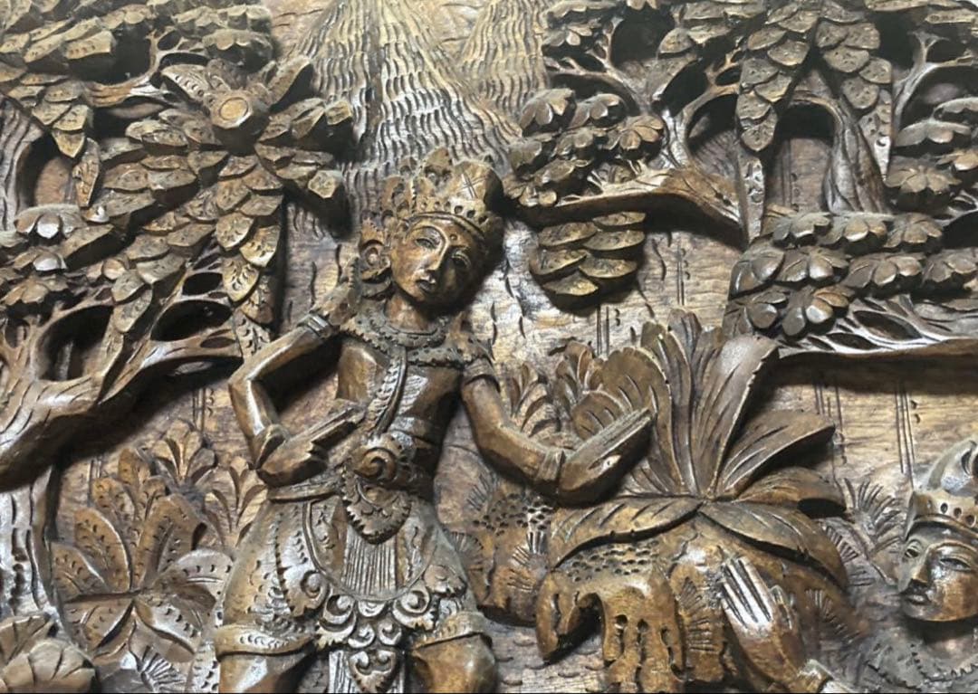 大量まとめ売り　インドネシア精密彫刻　木彫り他多数