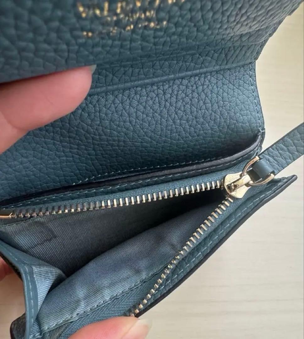 ヴァレンティノ ガラヴァーニ ロックスタッズ レザー