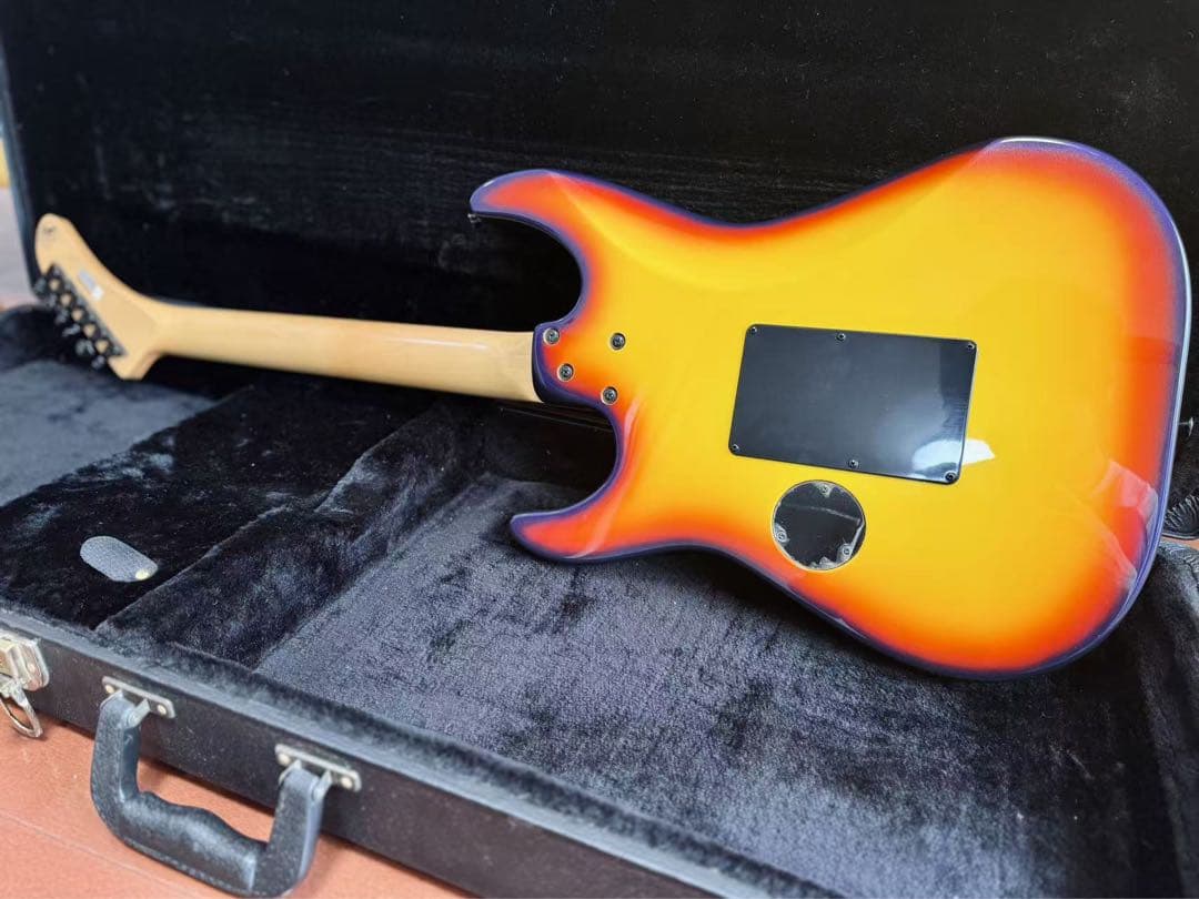 超美品！ESP e Lynch シグネチャーモデル！