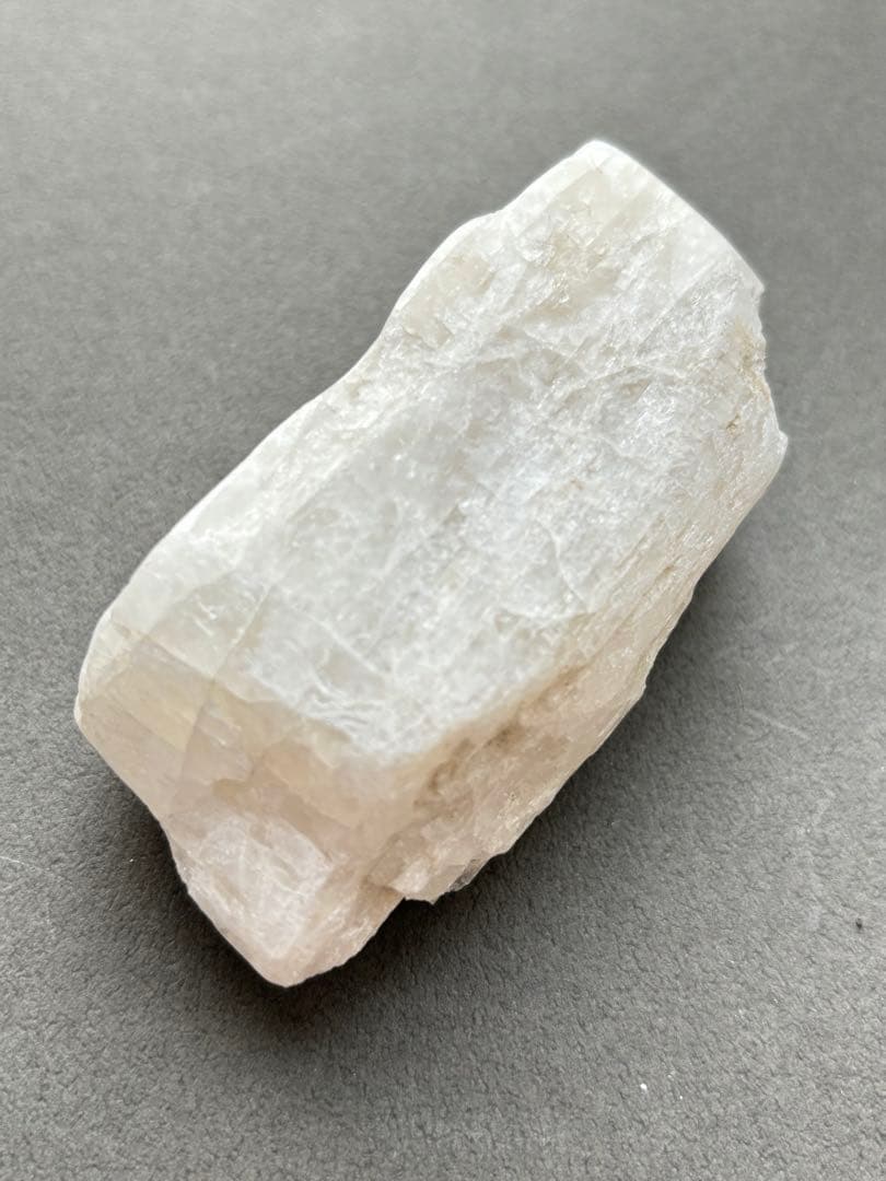 kazuyo◾️ロシア産ナトロライト原石