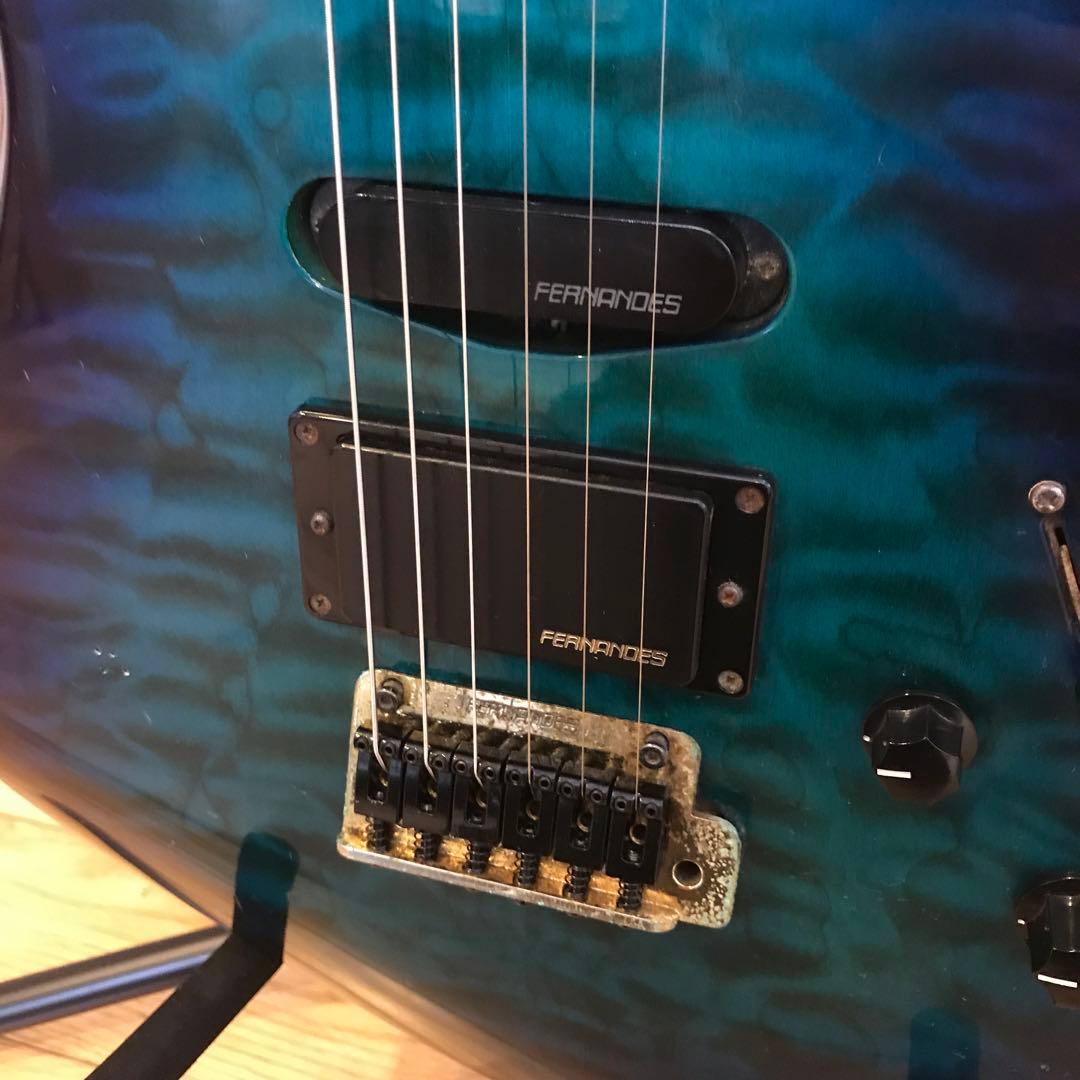 Fernandes エレキギター グラデーションブルー