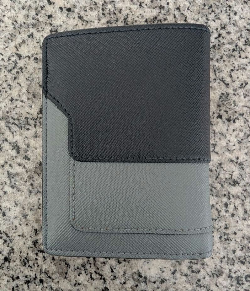 MARNI　マルニ 二つ折り財布 グレー ブラック　バイカラーサフィアーノレザー