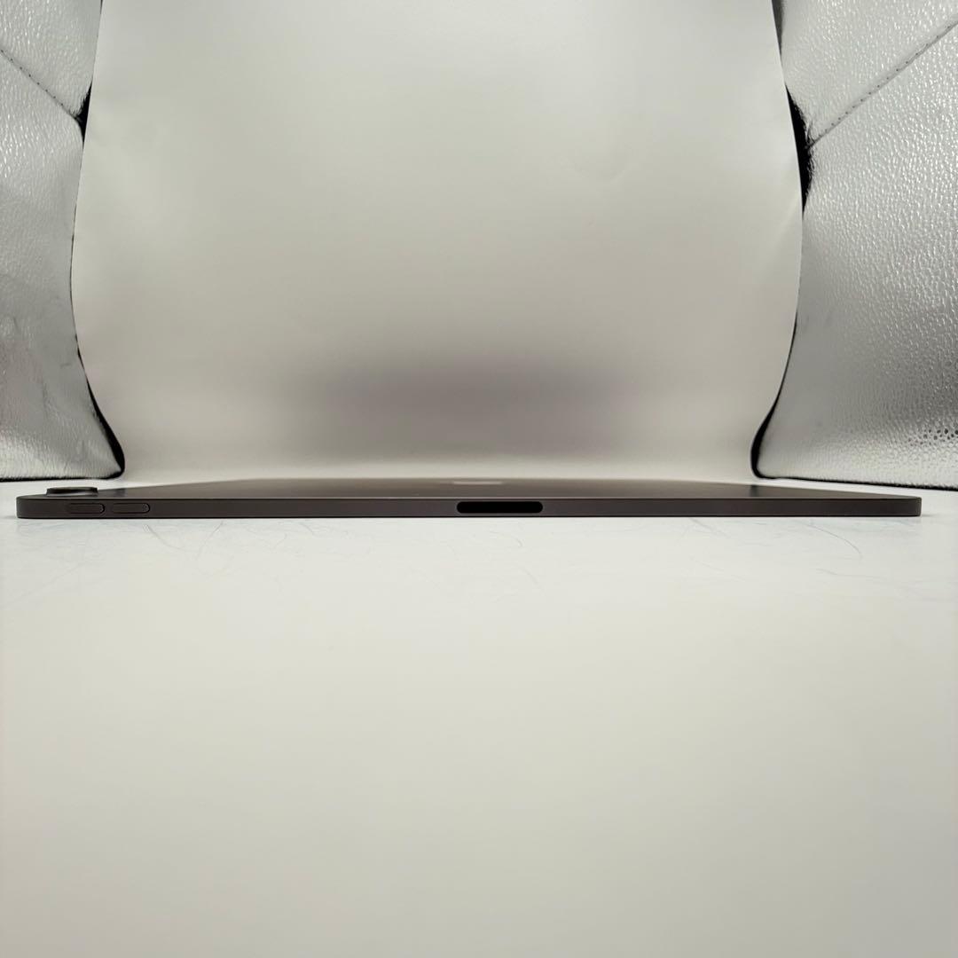 ★美品　iPad Pro 12.9インチ 第3世代 256GB Wi-Fi