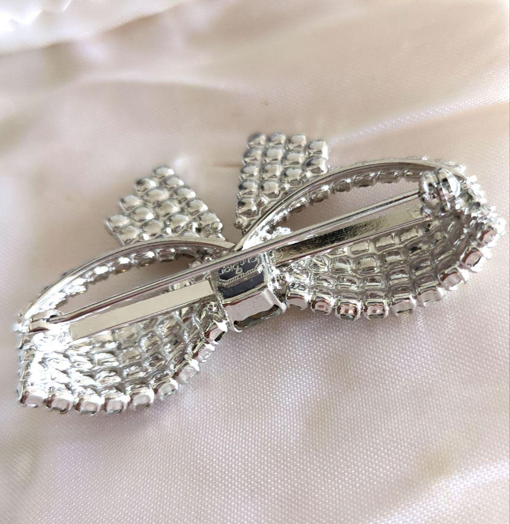 Christian Dior リボン型ブローチ