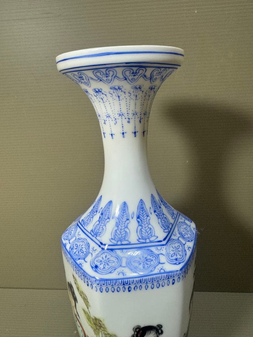 2234  中国美術　景徳鎮　薄胎　花瓶