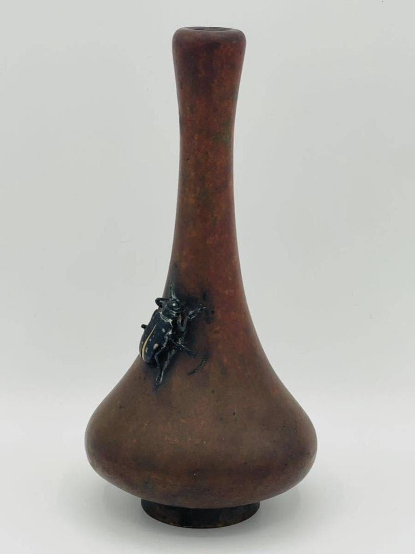 亀文堂 花瓶 胡麻斑天牛 金色 刻印 宣徳銅 象嵌 虫盛上 一輪