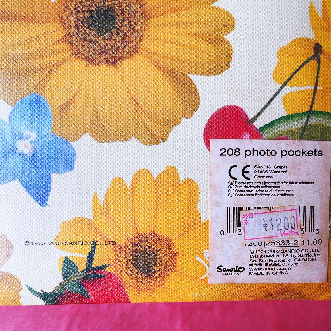 希少レア　ハローキティ　USA アルバム　缶ケース　着ぐるみ　ハチ　2003