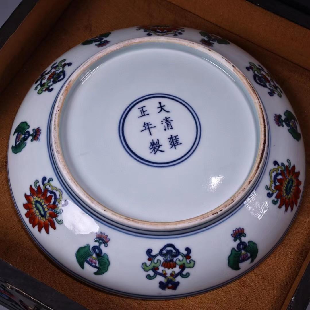 中国古美術・珍蔵粉彩斗彩陶磁器の皿・中皿・置物・純手描き・茶道具・文房具・箱付き