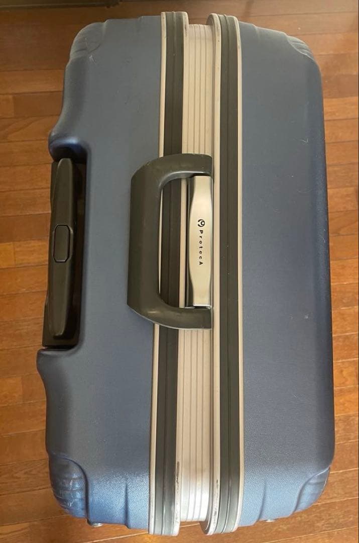 日本製スーツケース　エース プロテカA 82L