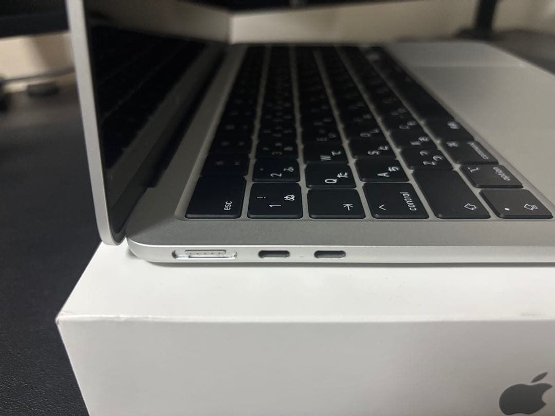 Apple MacBook Air 13インチ M3 256GB