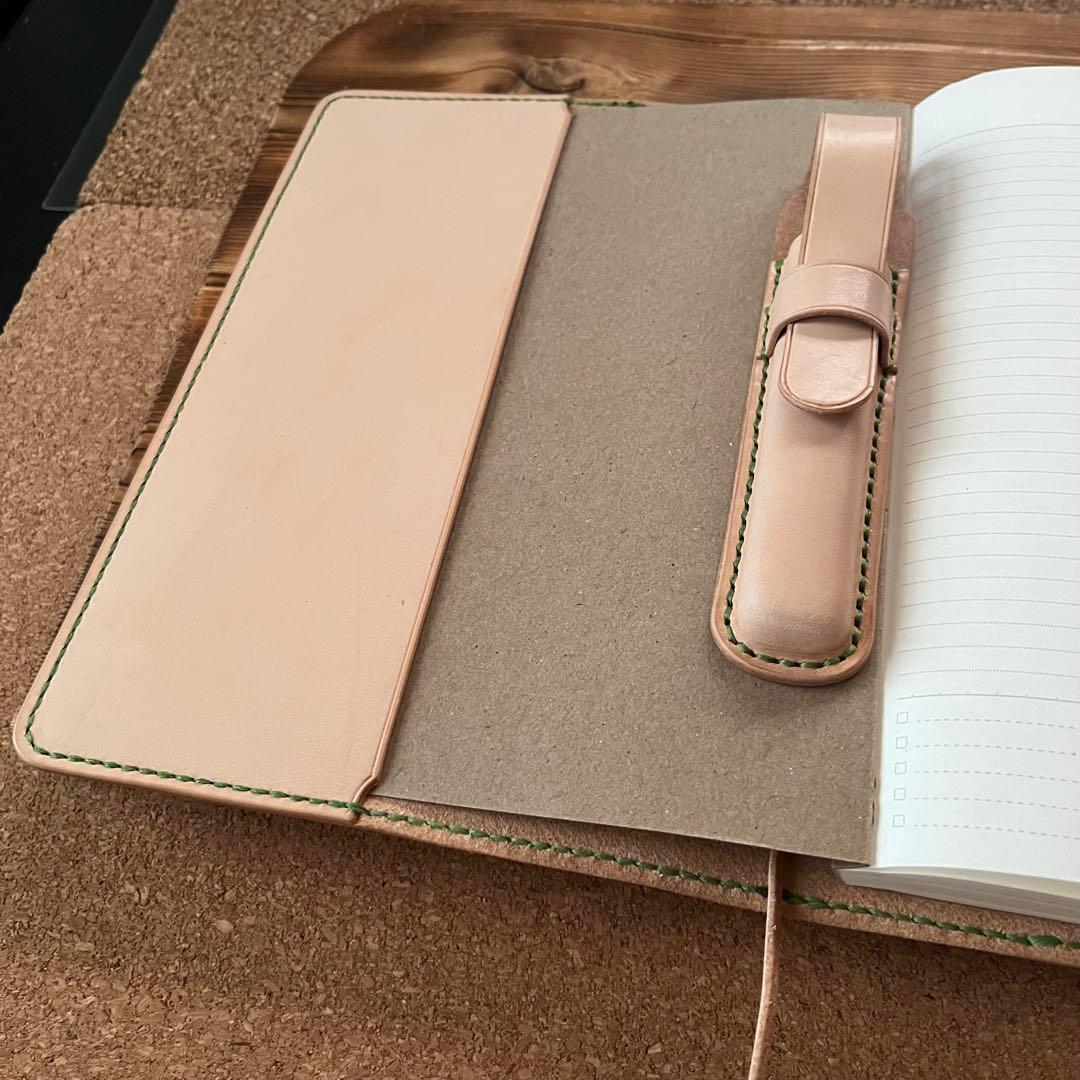ヌメ革のA5サイズ 手帳カバー117 ペンケース65