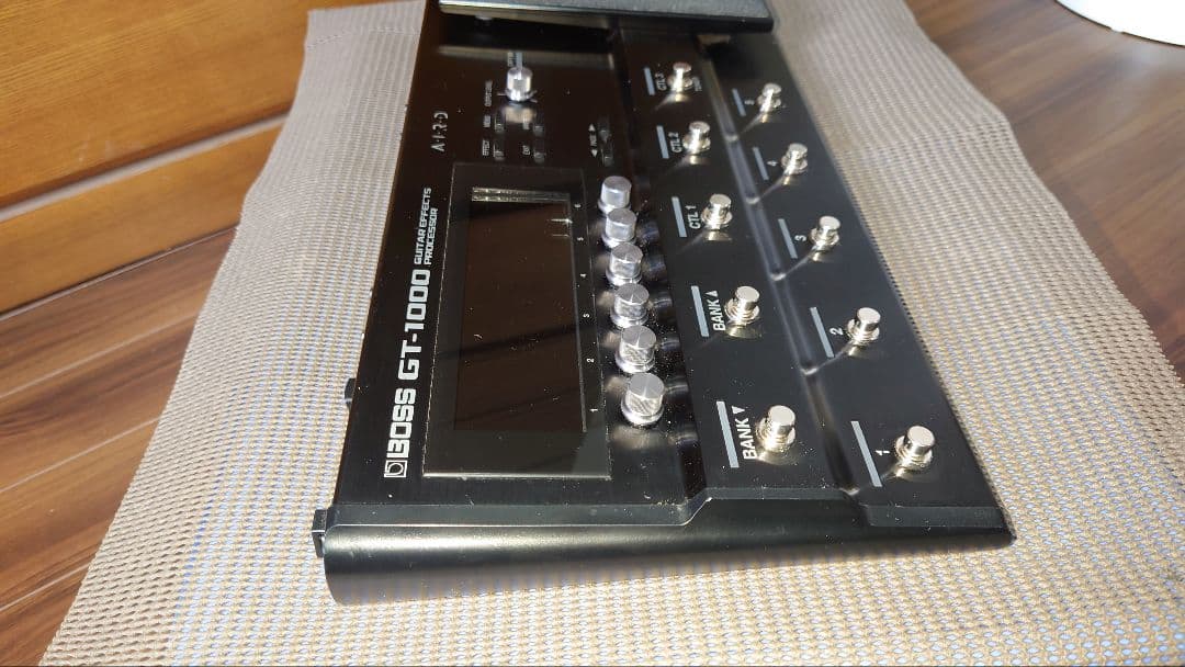 BOSS GT-1000 ギターエフェクター 【訳あり】
