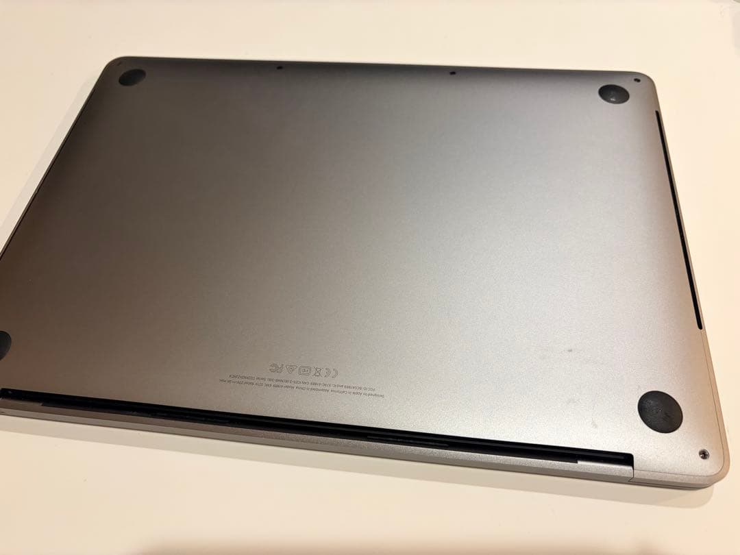 【美品】MacBook Pro 2018 13インチ i5 8GB /512GB