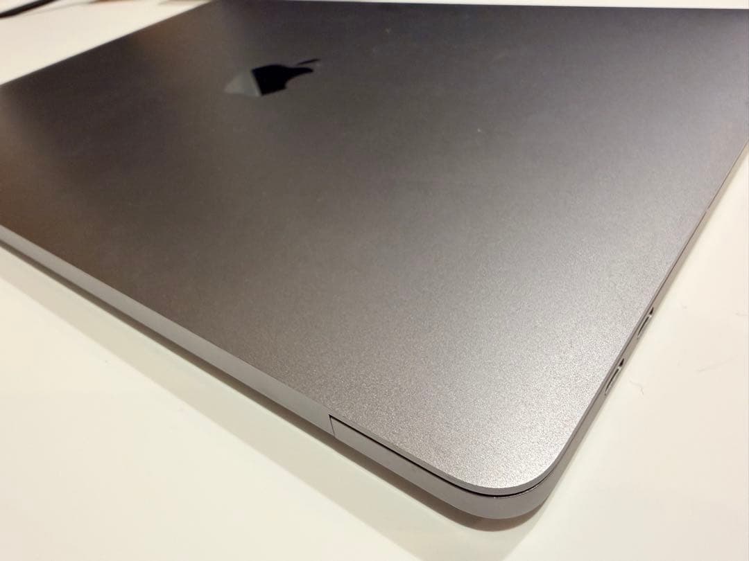 【美品】MacBook Pro 2018 13インチ i5 8GB /512GB