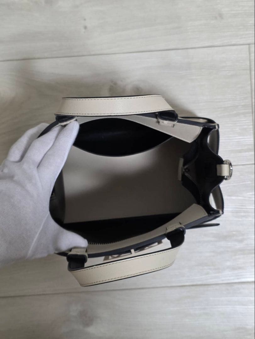 アルマーニ エクスチェンジ ハンドバッグ トートバッグ ショルダーバッグ