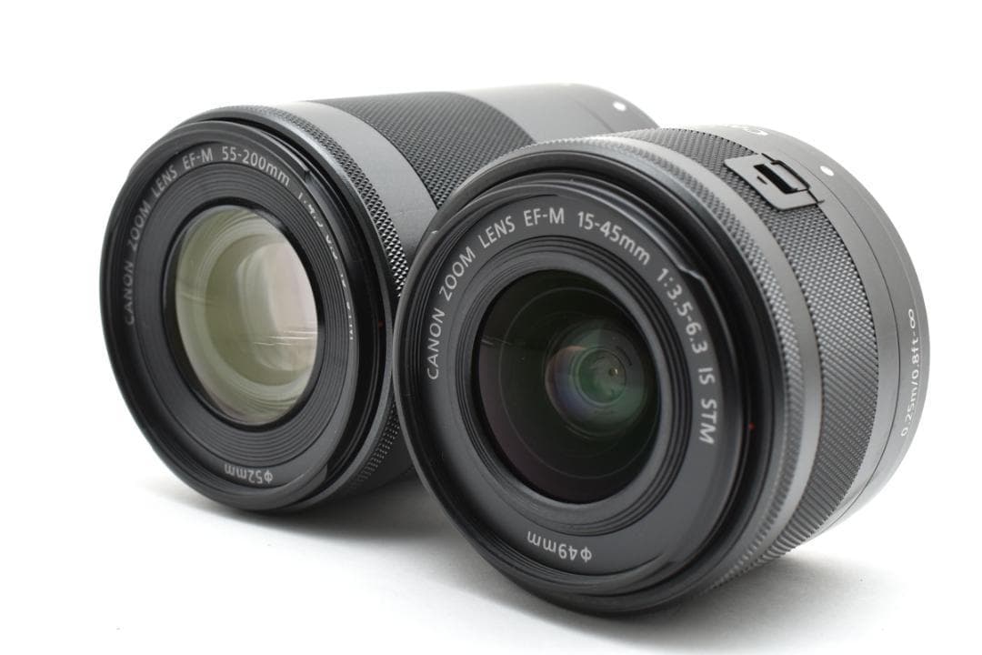 美品 Canon ミラーレス一眼カメラ EOS Kiss M ダブルズームキット