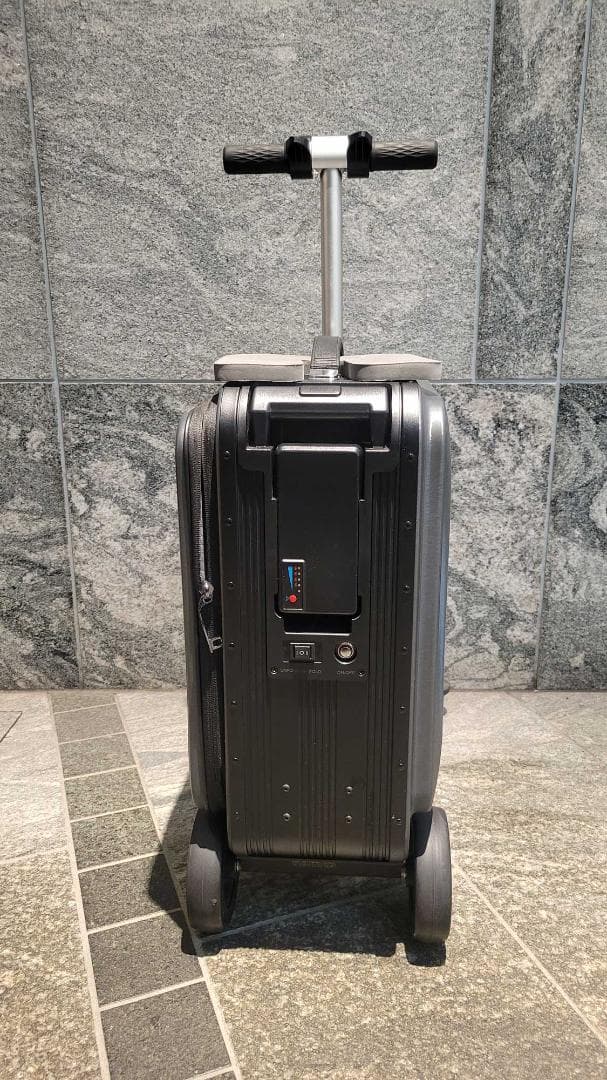 【中古品】正規品 電動スーツケース Airwheel ROBOT SE-3S
