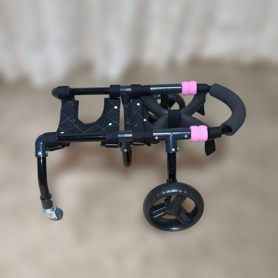 ワンちゃん4輪　リハビリ　食事補助　犬用車椅子　シニア犬補助　犬の歩行器