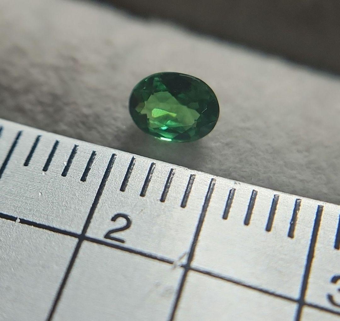 天然グロッシュラーライトガーネット 0.222ct