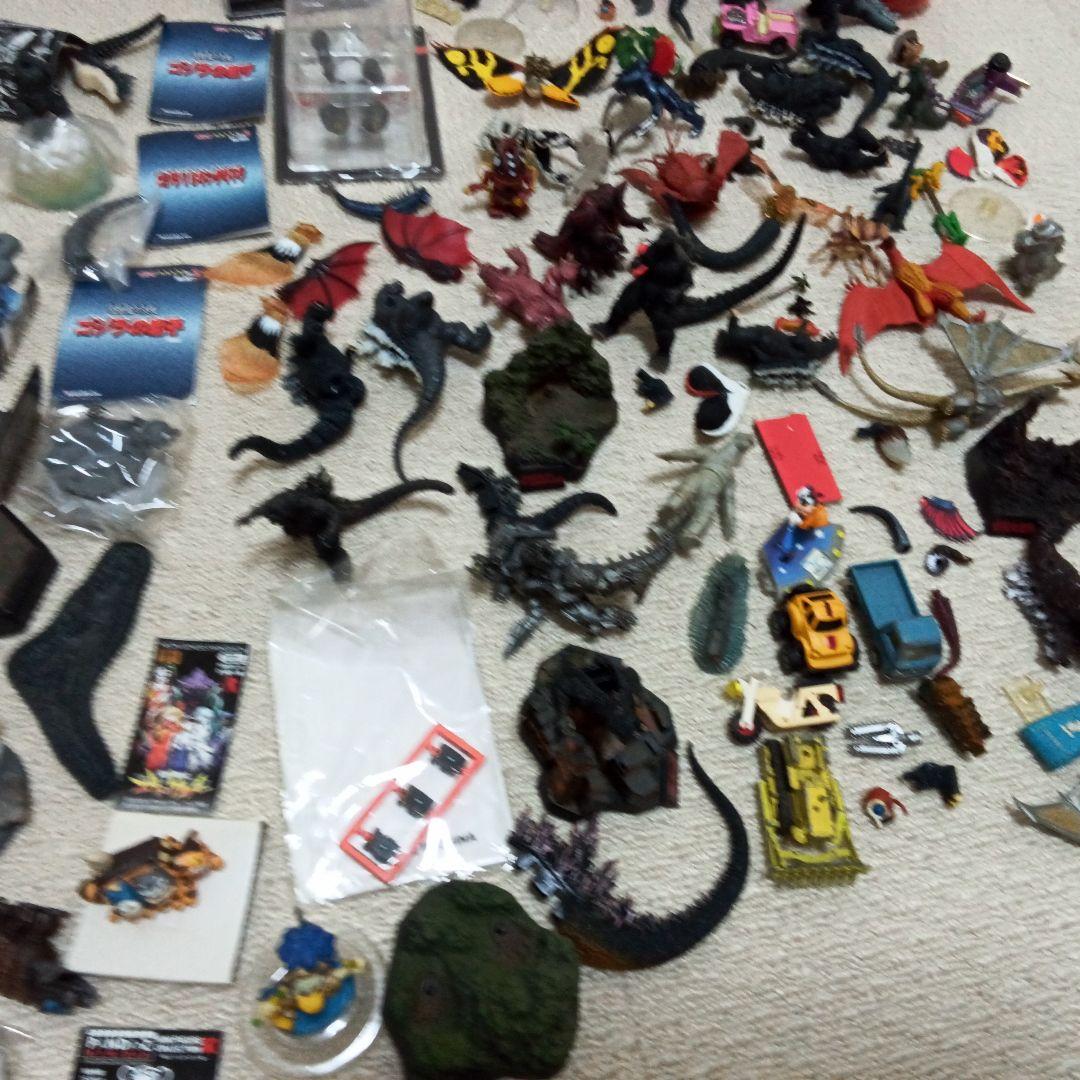 d*7様 【ジャンク品】ゴジラのフィギュア 大量まとめ売り