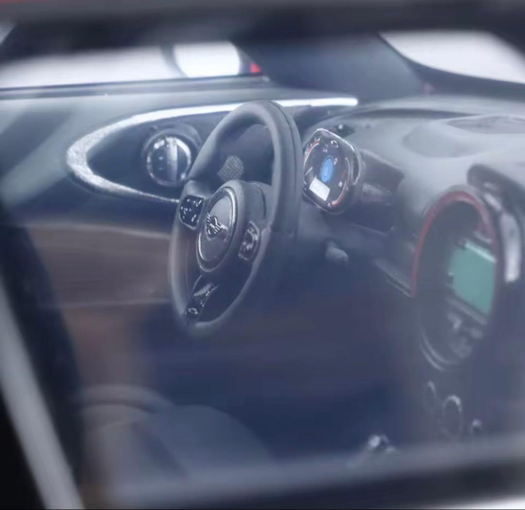 自動車 MINI JOHN COOPER WORKS 1/18 OttO mobile