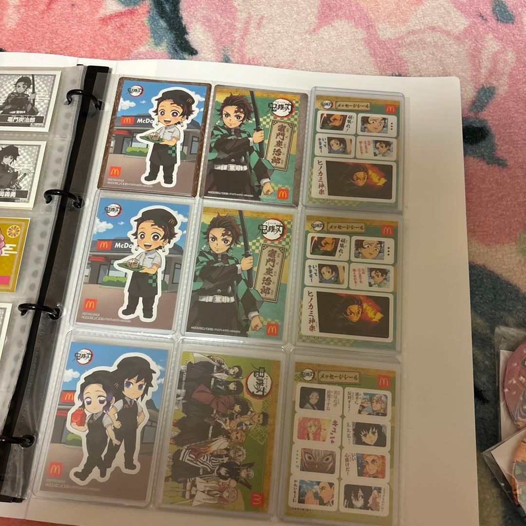 鬼滅の刃 カード 紙類 缶バッジ グッズセット　まとめ売り