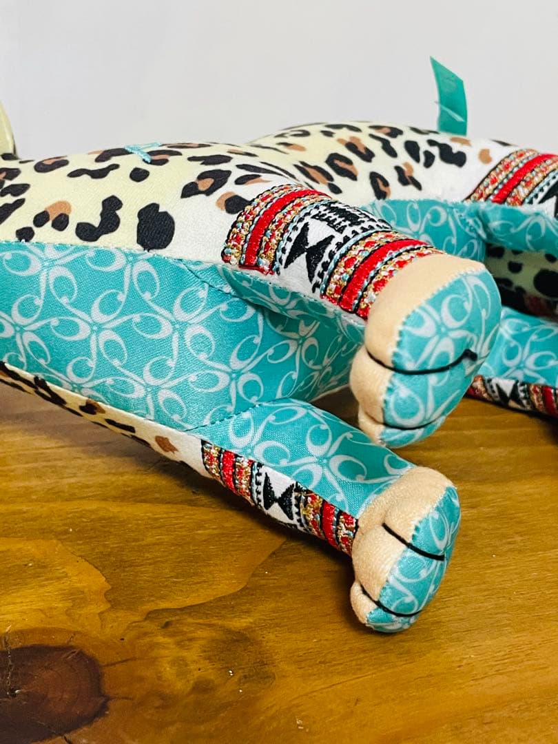 EXPO 2025 大阪万博　サウジアラビア　ヒョウのニムルぬいぐるみ