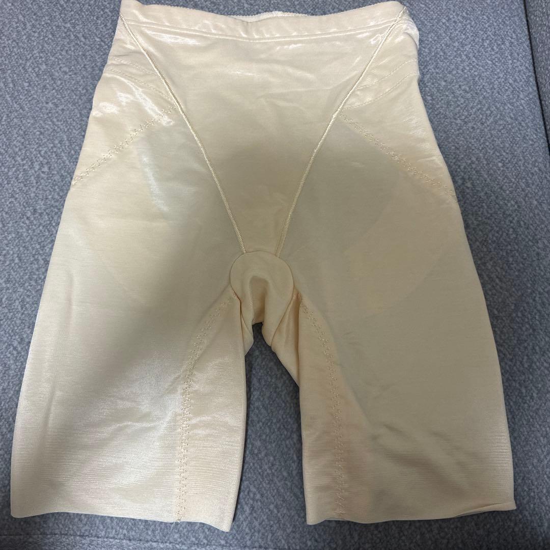 フォーシス&カンパニー ブライダル スタイルフィットビスチェ セット64 70