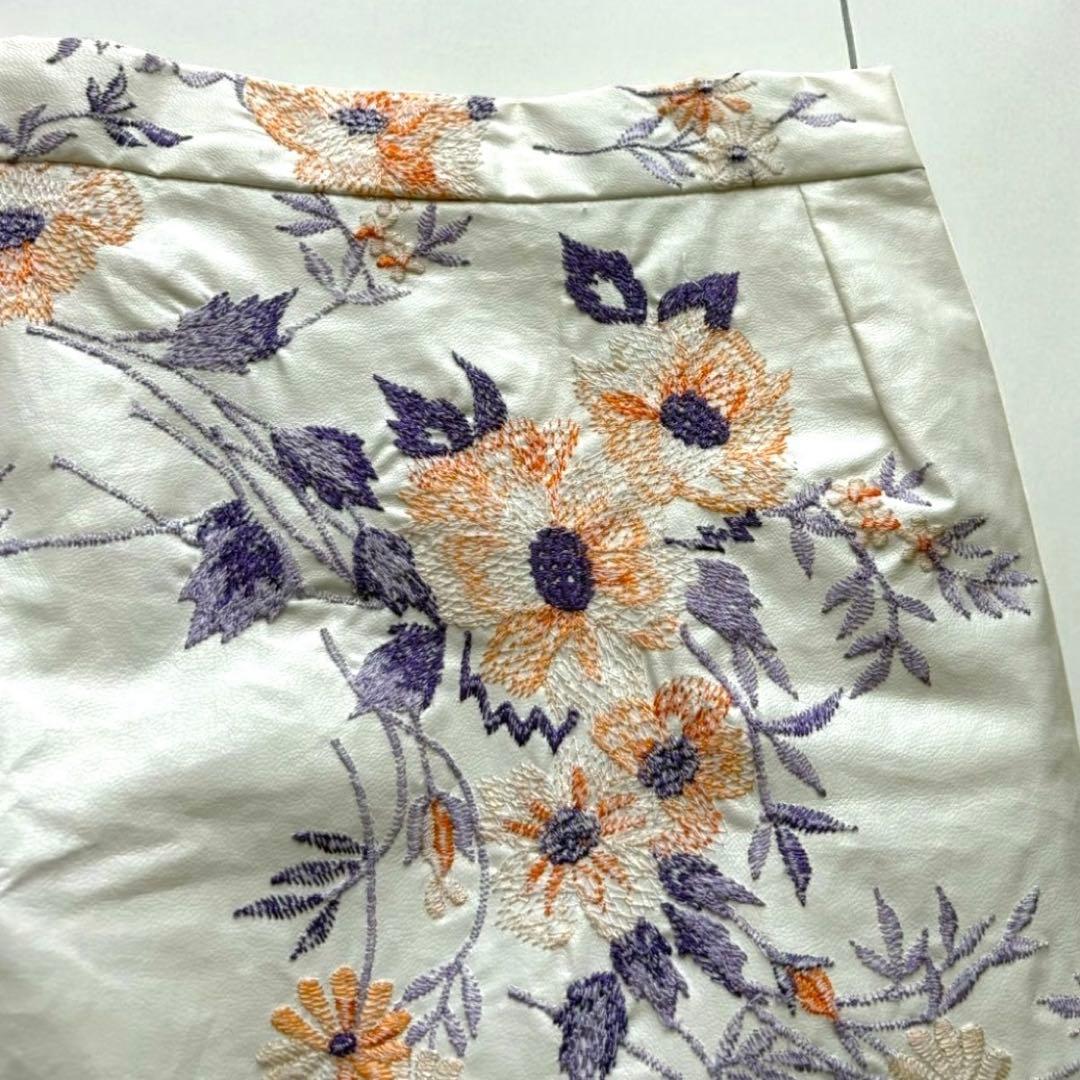 【希少 入手困難】ドリスヴァンノッテン 花柄刺繍 スカート