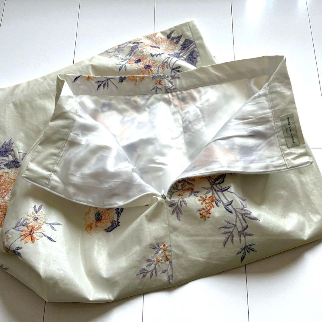 【希少 入手困難】ドリスヴァンノッテン 花柄刺繍 スカート