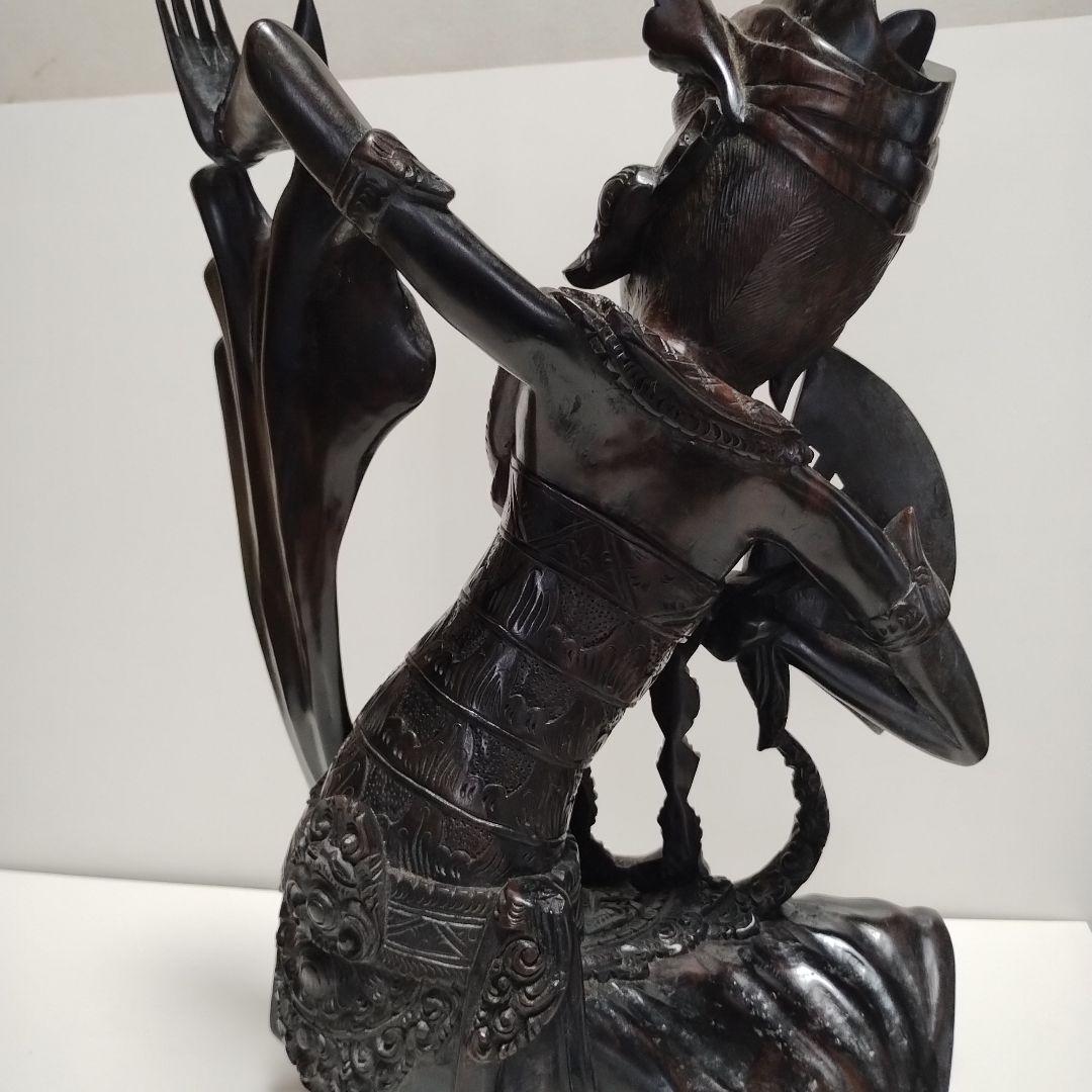 バリ島の伝統工芸　黒檀バリ人形