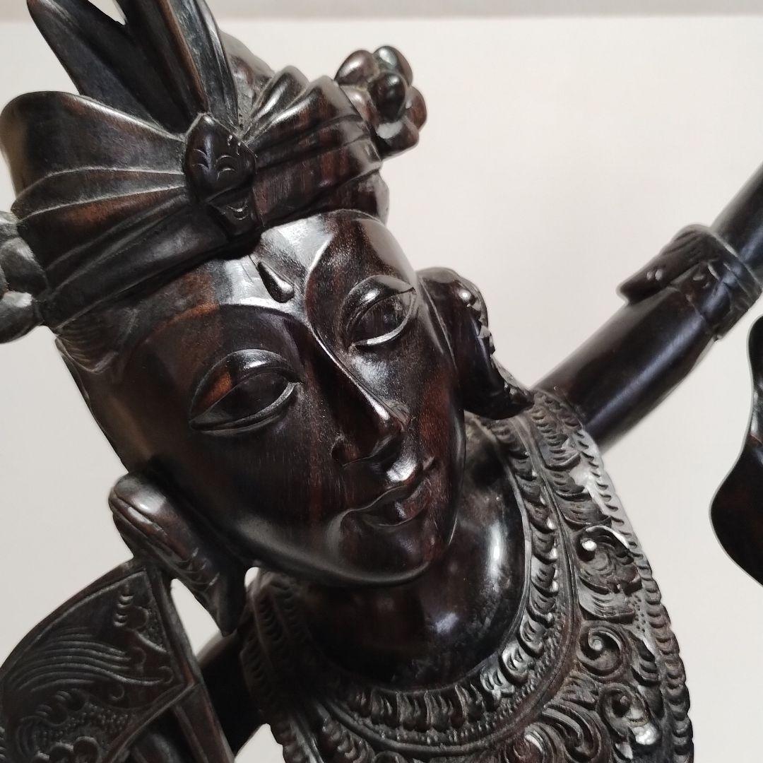 バリ島の伝統工芸　黒檀バリ人形