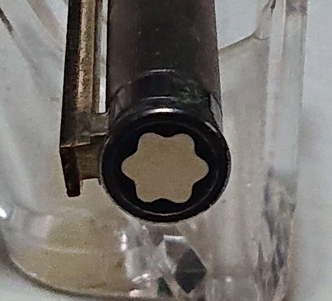 ヴィンテージMONTBLANC モンブランスクリュー式 ボールペン (匿名配送)